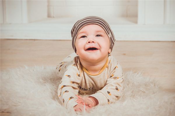 梦见在地上爬是什么意思 梦见在地上爬是什么意思