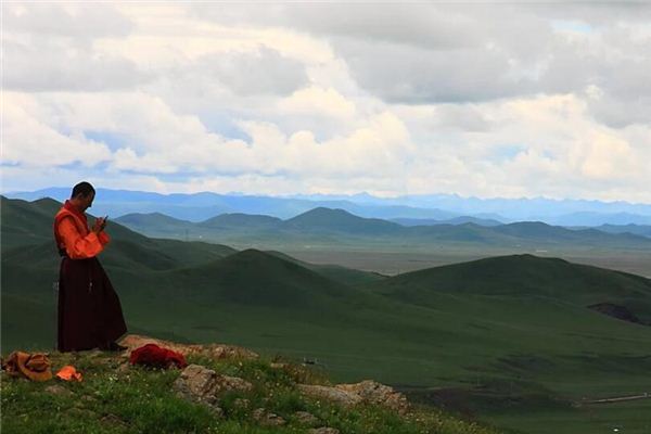 梦见喇嘛是什么意思 梦见喇嘛是什么意思