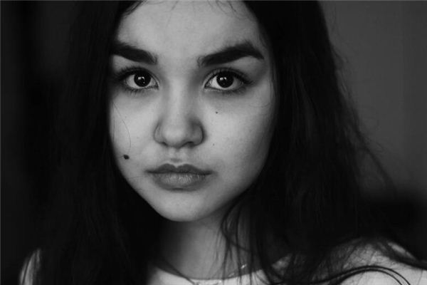 梦见脸上长痣是什么意思 梦见脸上长痣是什么意思