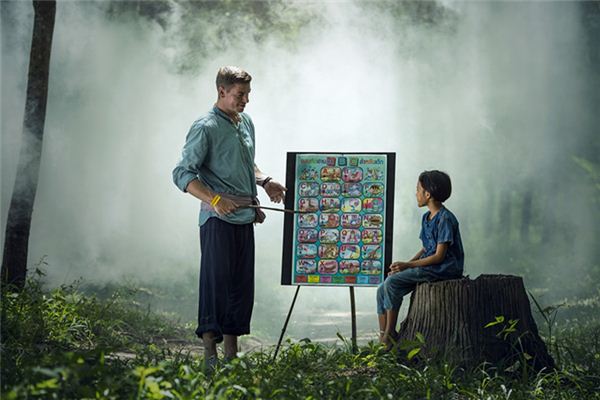 梦见家庭教师是什么意思 梦见家庭教师是什么意思