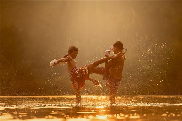 梦见搏斗是什么意思 梦见搏斗是什么意思