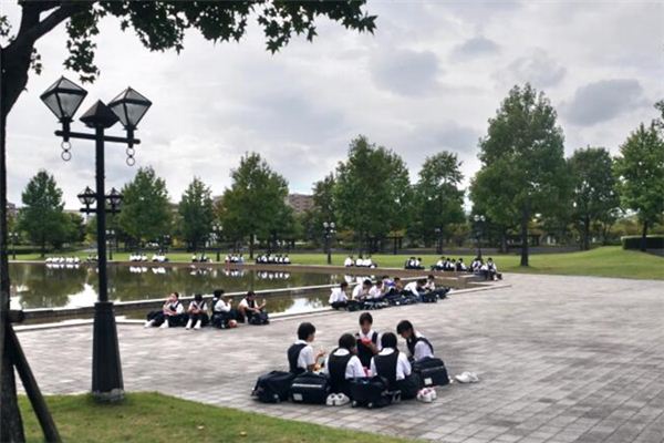 梦见开学是什么意思 梦见开学是什么意思