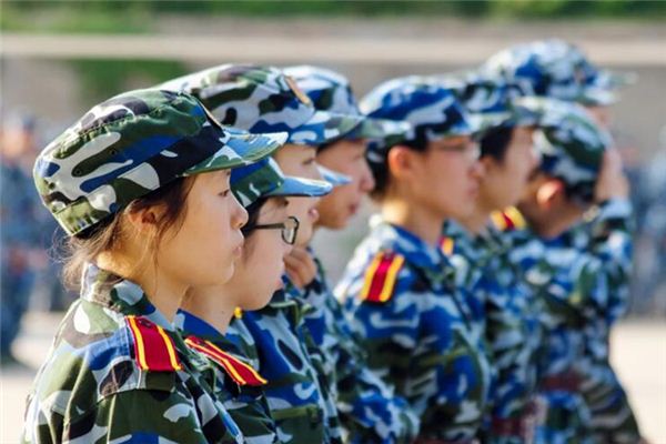 梦见参军是什么意思 梦见参军是什么意思
