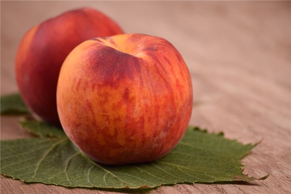 梦见吃桃子是什么意思 梦见吃桃子是什么意思