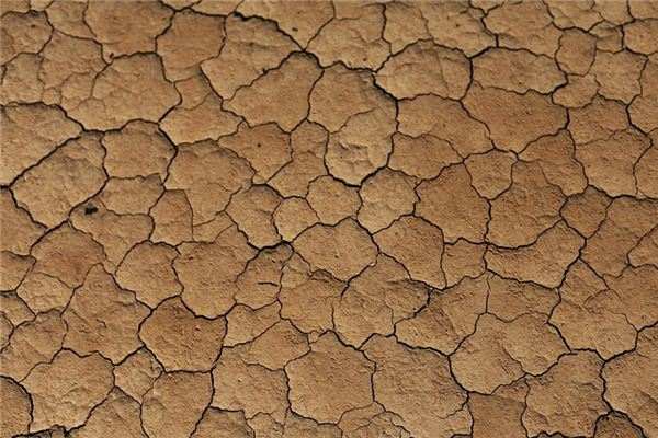 梦见旱灾是什么意思 梦见旱灾是什么意思