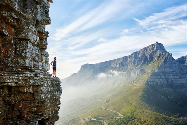 梦见高处是什么意思 梦见高处是什么意思